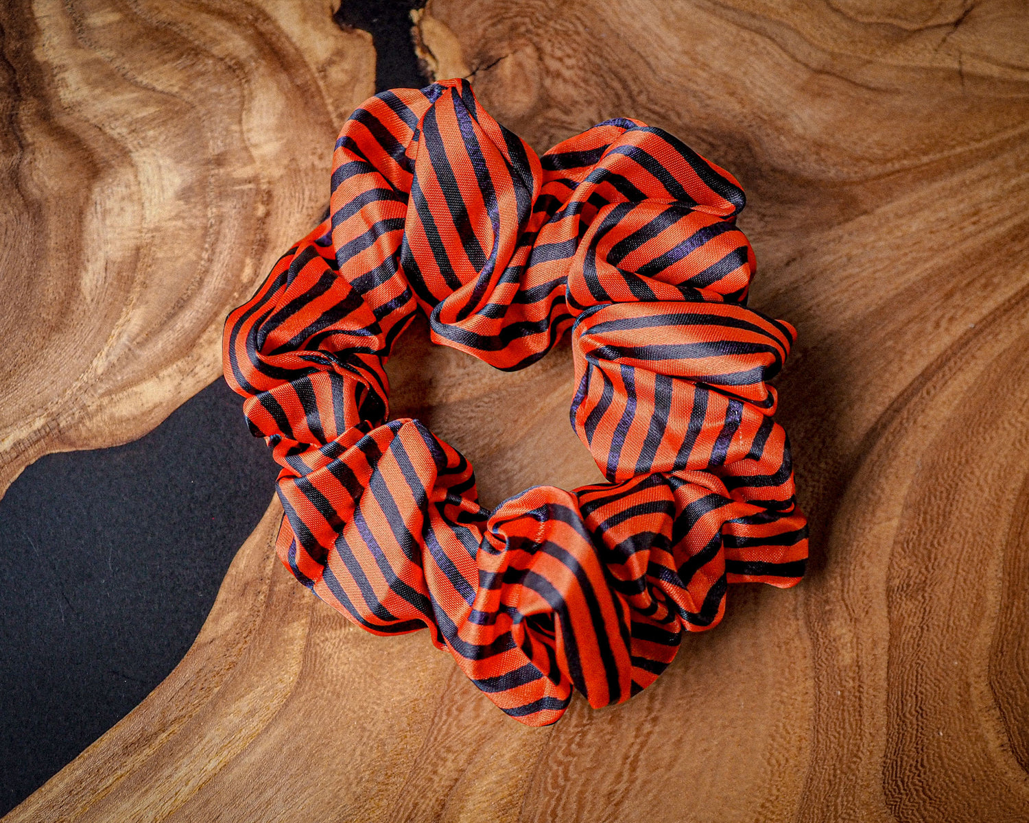 Something wicked - Orange - Scrunchie